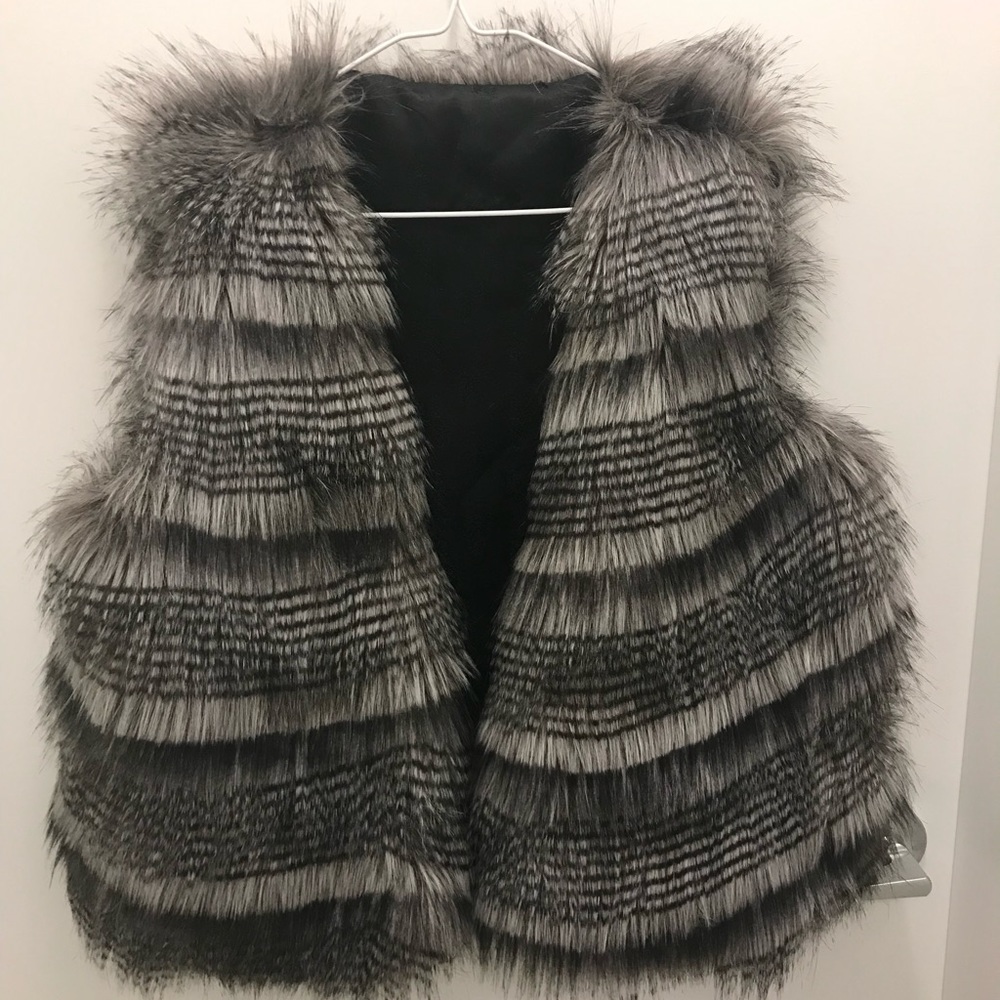 Veggie fur vest grey M
